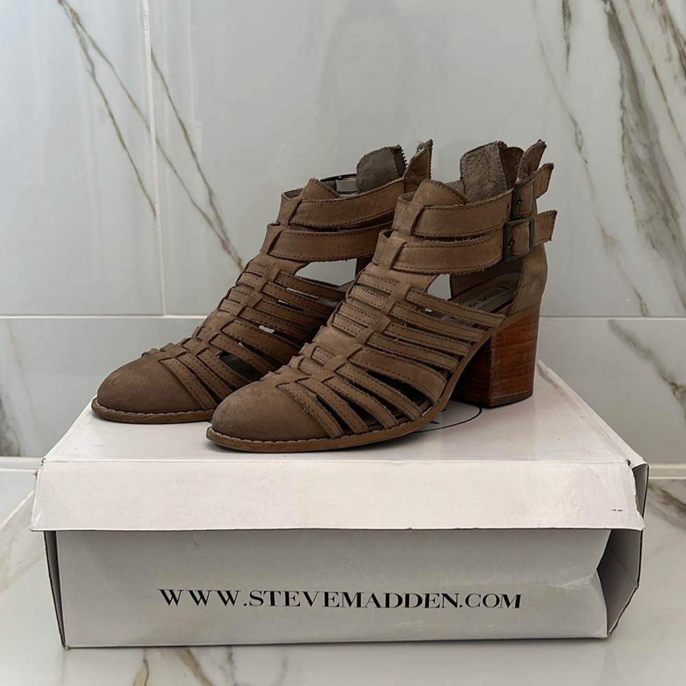 Steve Madden Frenchie bootie